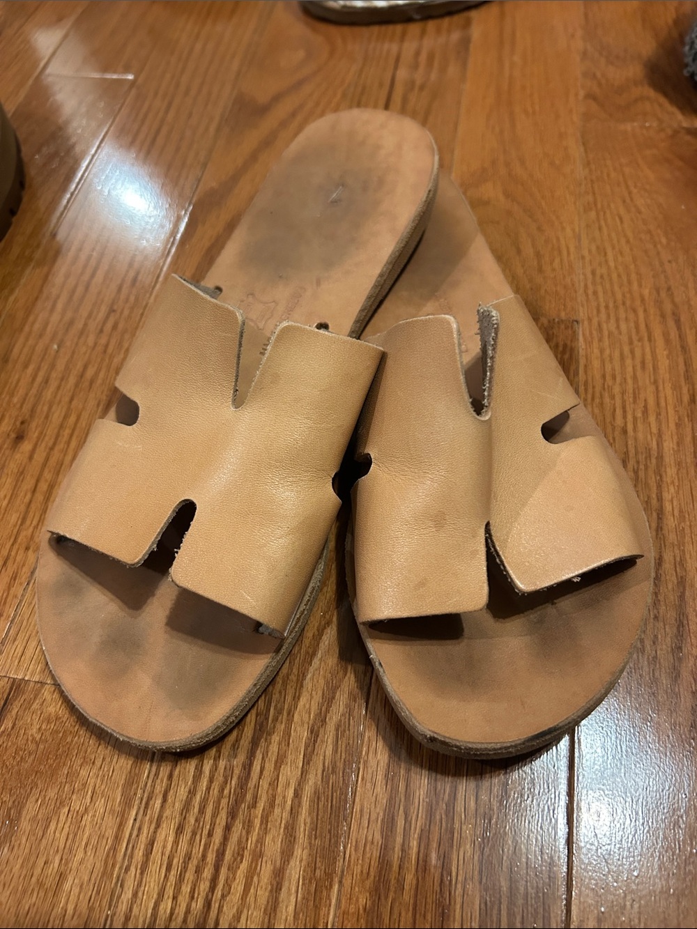 Women’s Tan Leather Slide Sandals